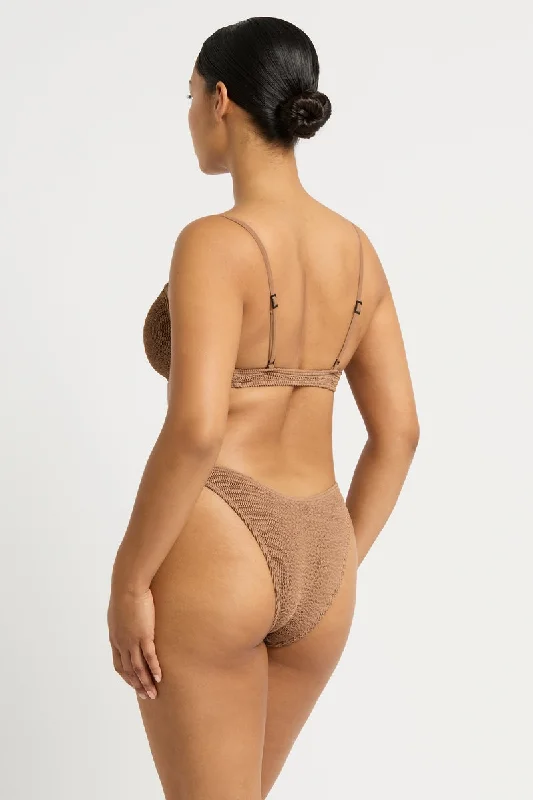 bound413r-hazelnut-recycled-ring-lissio-crop