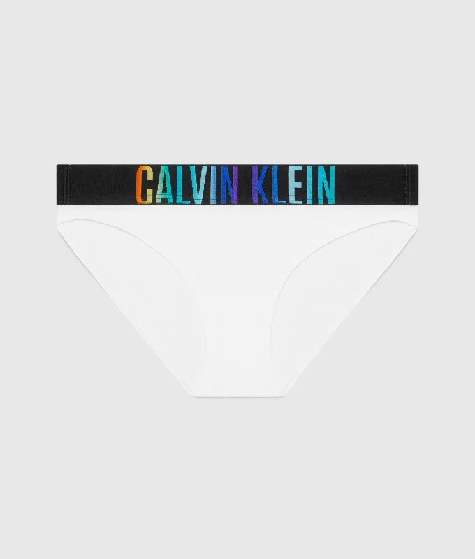 Calvin Klein Bikini Brief in White/Ombre Pride