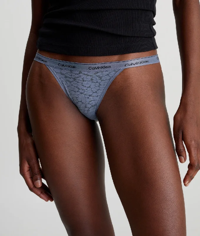 Calvin Klein Low-Rise String Bikini Brief in Flint Stone