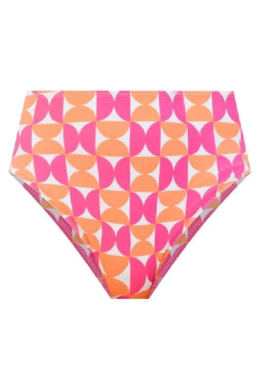 diamond-girl-in-geometric-glam-bikini-bottoms