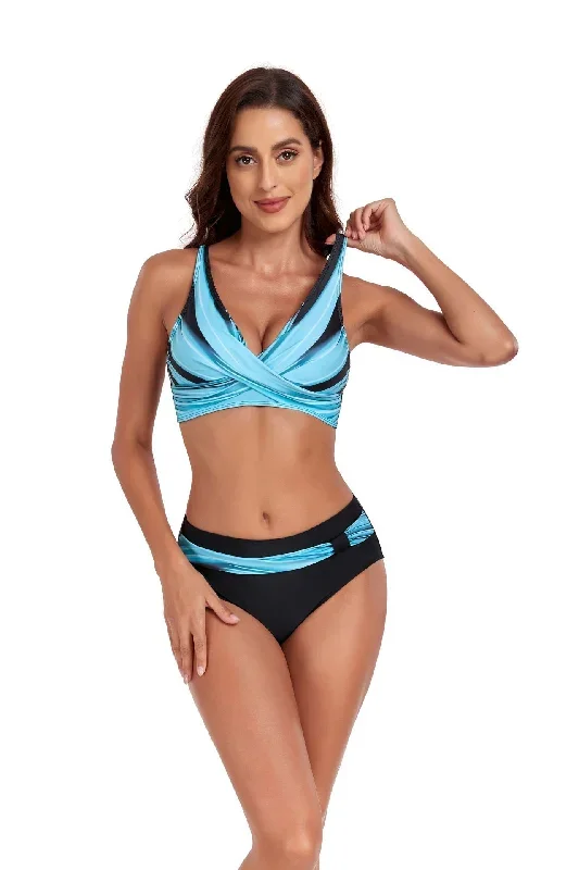 new-split-swimsuit-lady-sexy-halter-bikini-swimsuit