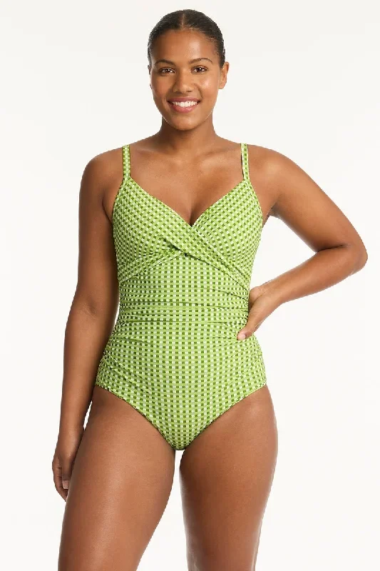 Checkmate Twist Front DD/E One Piece