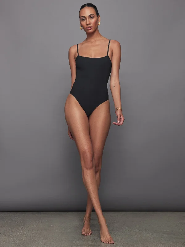 swimsuit-black